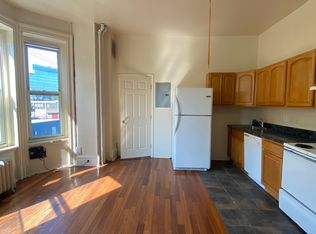 306 N 35th St APT 2F, Philadelphia, PA 19104