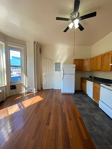 306 N 35th St #2F Photo 1