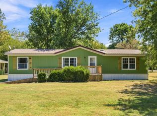 296 S Pine St, Big Cabin, OK 74332