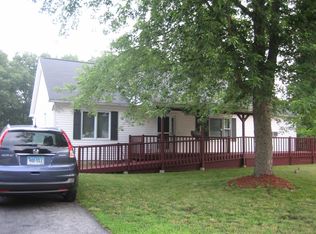 70 Lynwood Dr, Willimantic, CT 06226