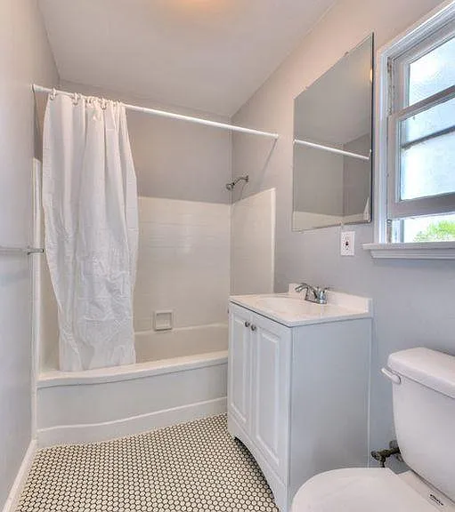 3229 Madera Ave #.5 — Photo 6