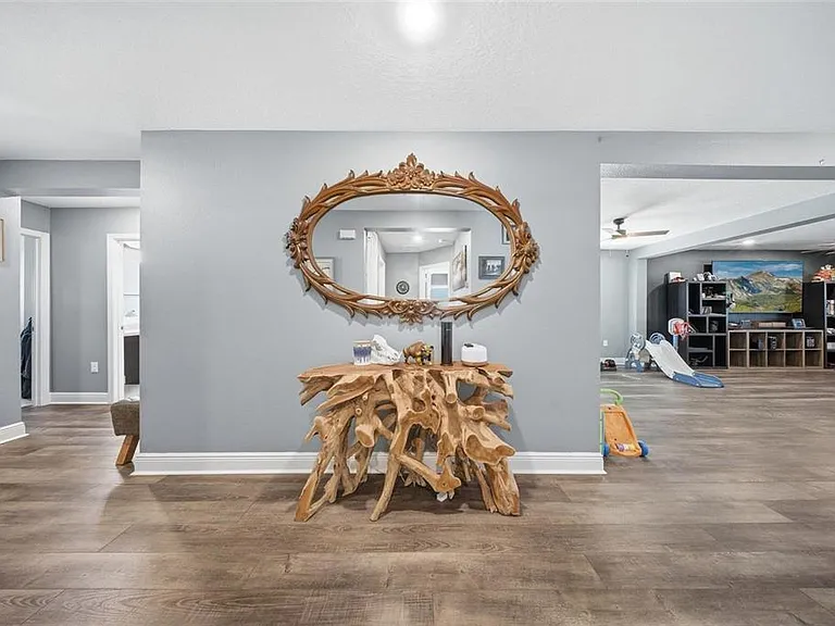 232 Lake Lucerne Way — Photo 3