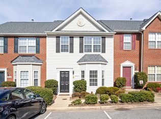 1809 Olivers Crossing Cir, Winston Salem, NC 27127