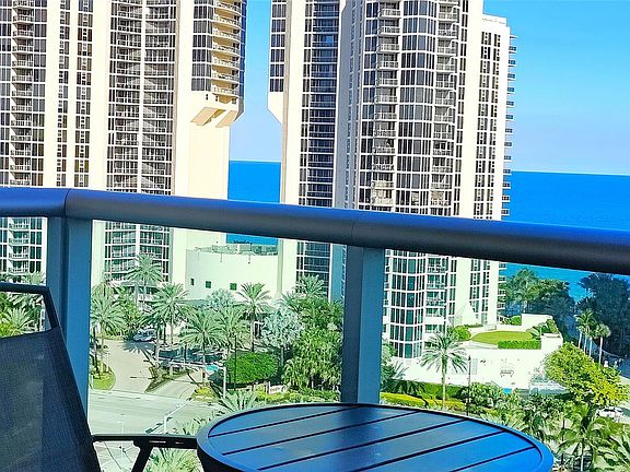 3rd image of 19370 Collins Avenue #1519