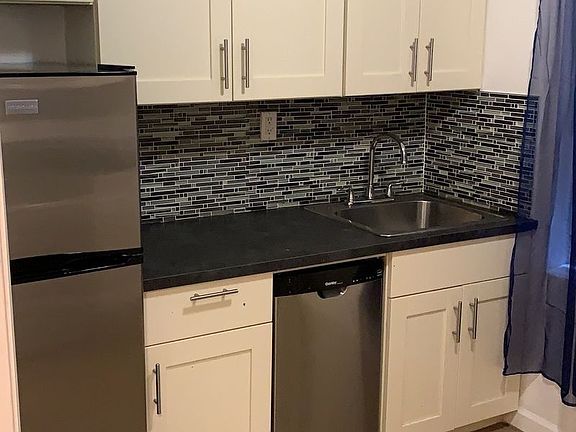 3rd image of 102 Convent Ave #12