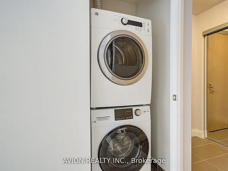18 Uptown Dr #301 — Photo 14