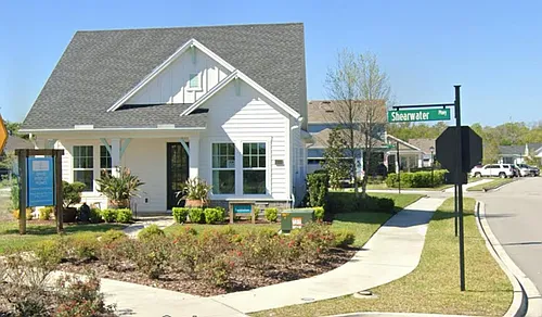 23 Gilchrist Way Photo 1