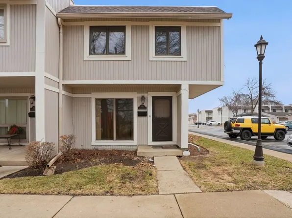 545 Pheasant Ct #545, Grayslake, IL 60030