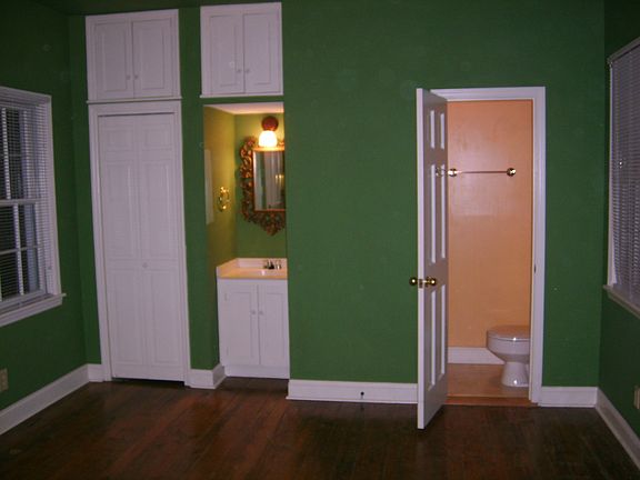 4th image of 112 E Jones Lane # Fl 2nd