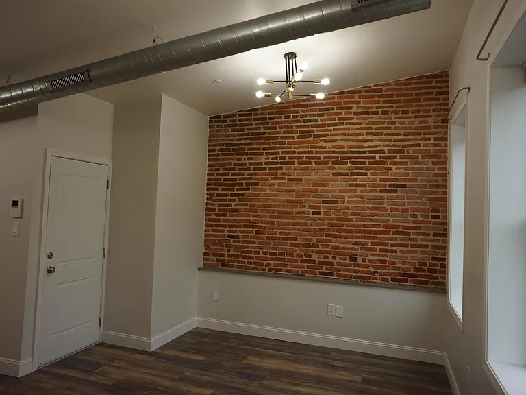 1520 Hollins St #3 — Photo 10