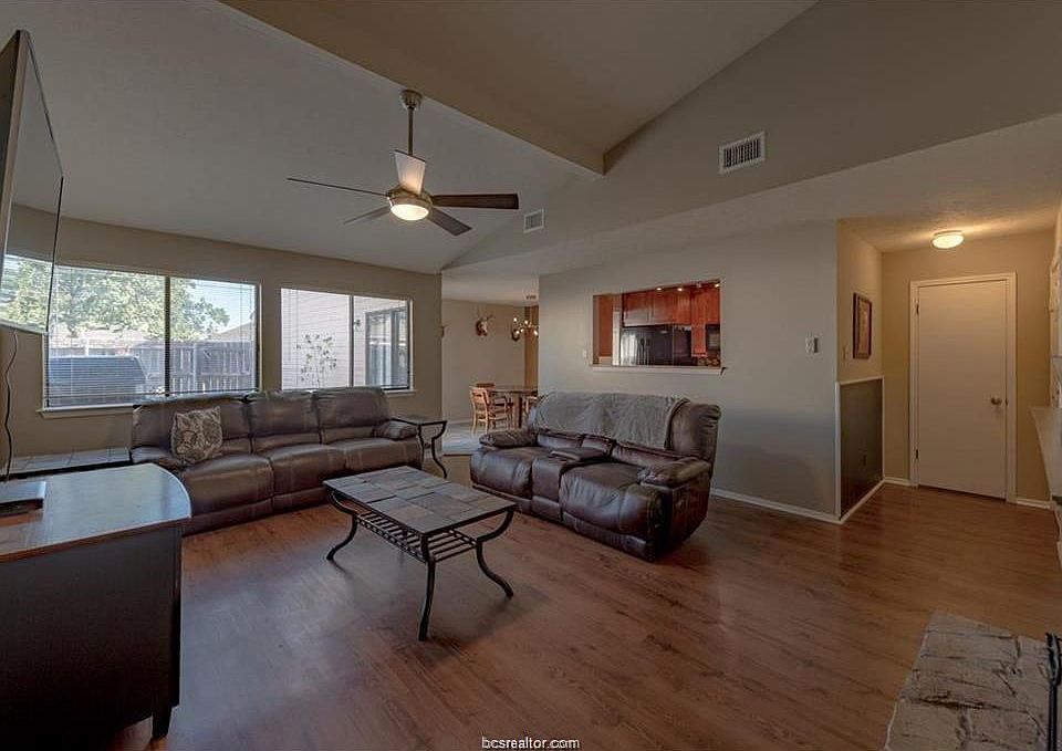 1st image of 2519 Longmire Dr