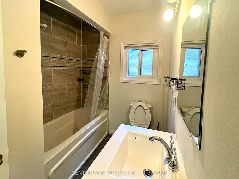 287 Kent Cres — Photo 11