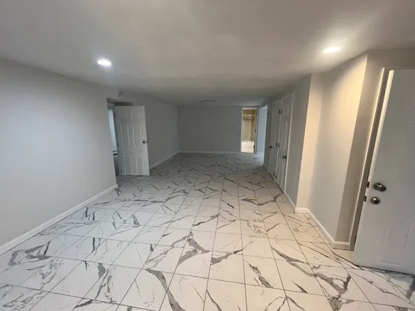 403 Beach 133rd Street image 2 of 10