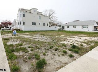 7401B Winchester Ave, Margate City, NJ 08402