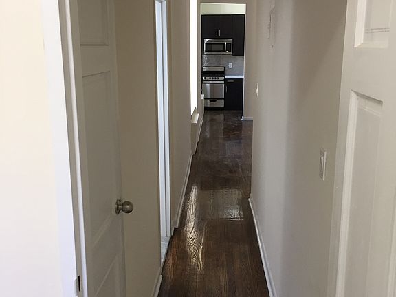 5th image of 329 W 101st St APT 6C
