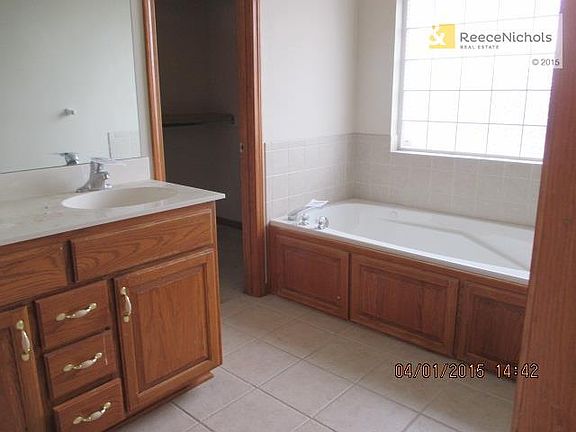 5th image of 10704 Wagon Trail Ct