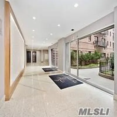 Sold by B&T Realty Services | media 1