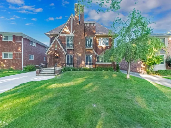 908 Trombley Rd, Grosse Pointe Park, MI 48230