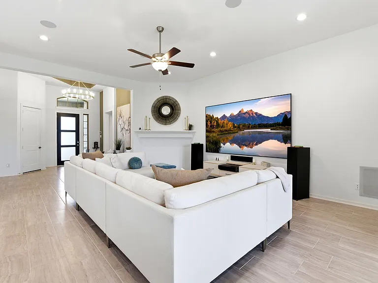 531 Santa Rosa Hills Dr — Photo 7
