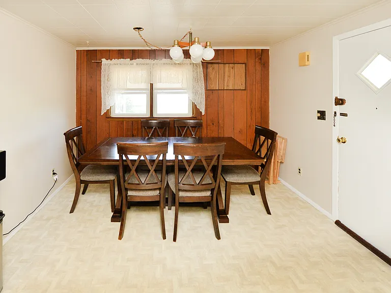 10-02 Mason Pl — Photo 5