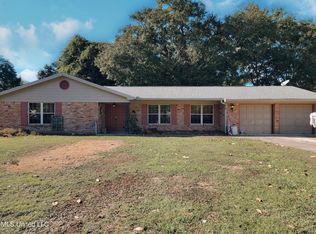 3954 River Pine Dr, Moss Point, MS 39563