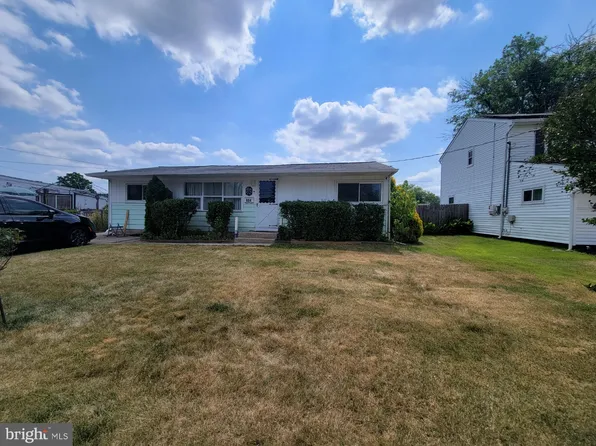 604 N Coles Ave, Maple Shade, NJ 08052