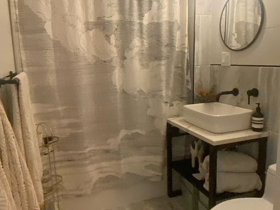 4th image of 1269 Dekalb Ave #2C