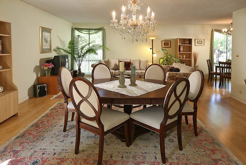 1st image of 528 Jackson Pl #202
