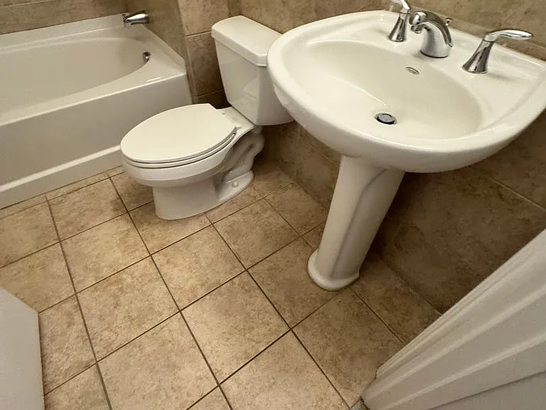 415 Saint Pauls Blvd #406 — Photo 8