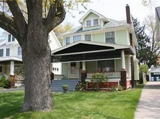 1565 Waterbury Rd, Lakewood, OH 44107