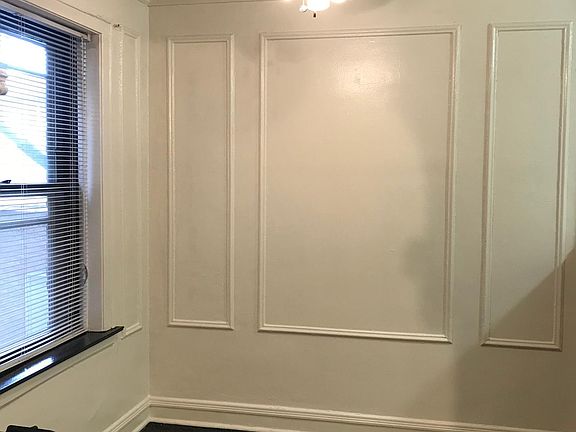 Apt 104 Dining Room