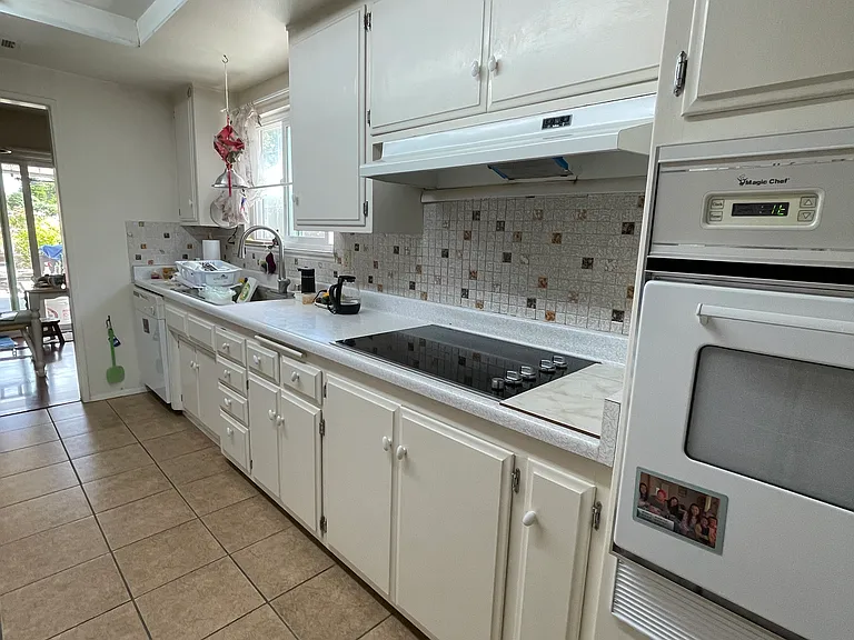 11964 Obispo Rd — Photo 6