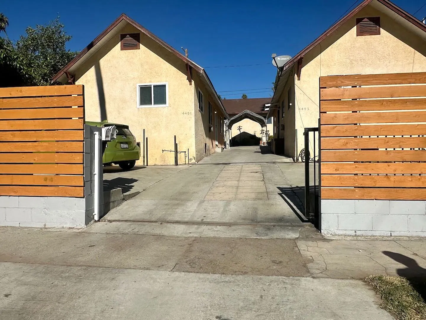 Phyrites LA — Photo 3