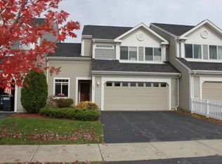 160 Hummingbird Ln, South Burlington, VT 05403