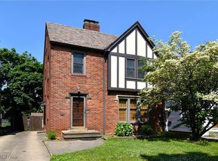 3674 Normandy Rd, Shaker Heights, OH 44120