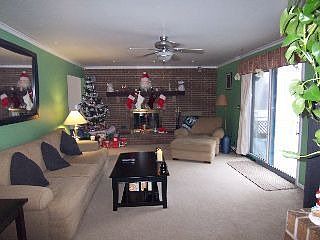 Family Room w/Fireplace