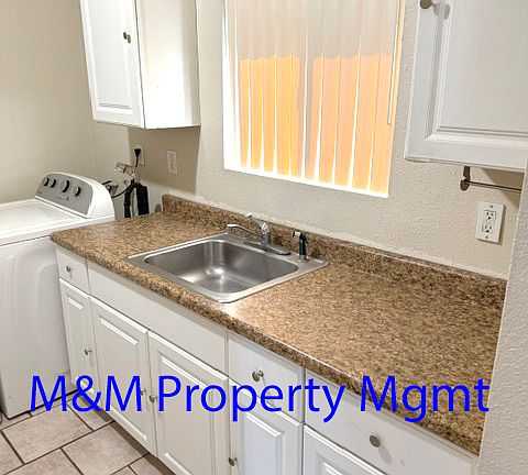 4th image of 7418 25th Ave APT A