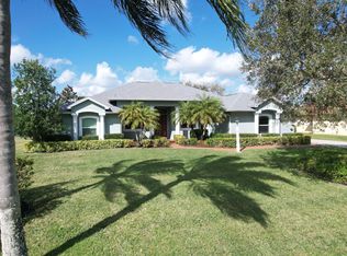 1568 Eagles Cir, Sebastian, FL 32958