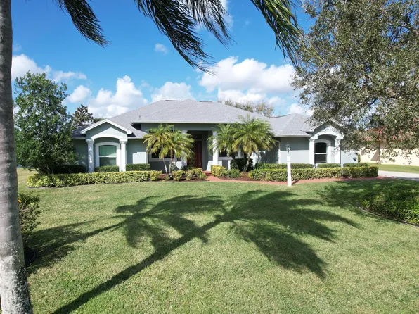 1568 Eagles Circle, Sebastian, FL 32958