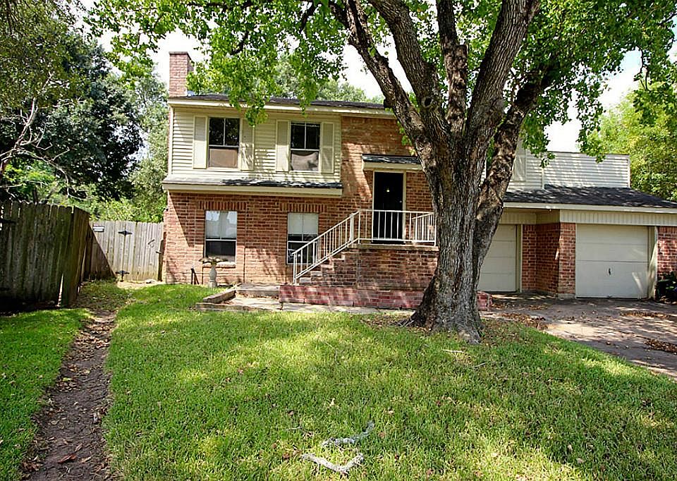 1st image of 3418 Meadowview Dr