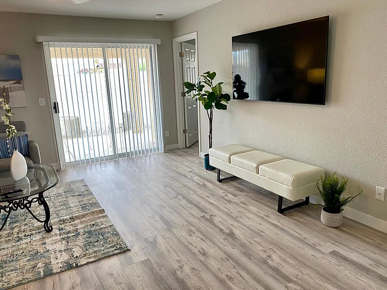3757 Hollister Dr — Photo 9