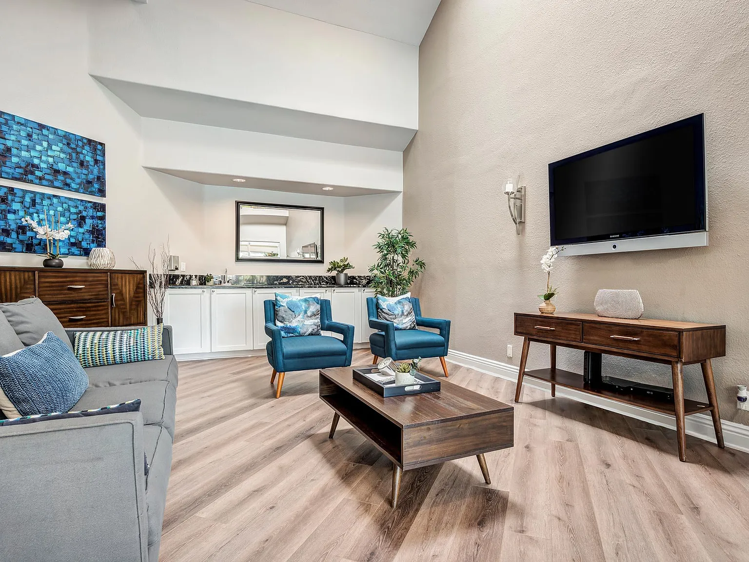 StoneCreek Apartment Homes — Photo 2