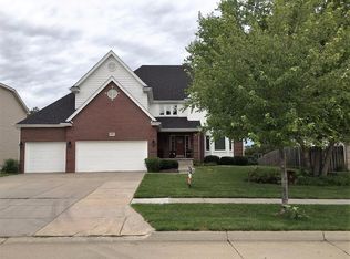 6021 S 77th St, Lincoln, NE 68516