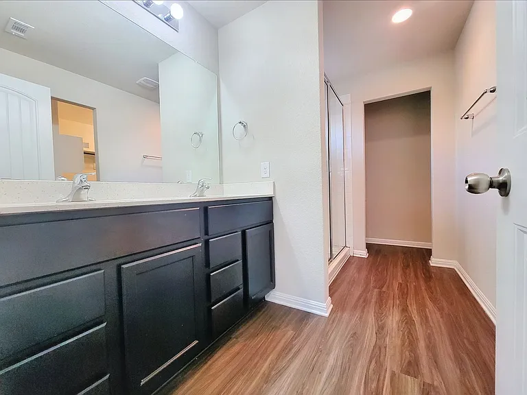 1308 Fairhaven Gtwy — Photo 18