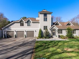 22 Old Cambridge Tpke, Lincoln, MA 01773