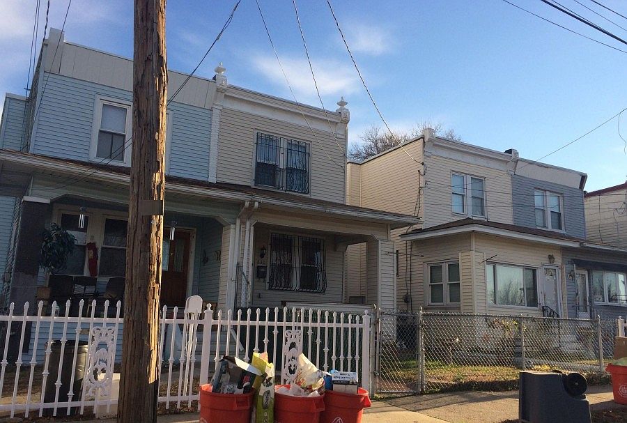 2nd image of 830 Beideman Ave