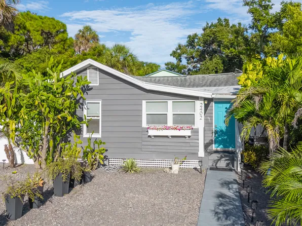 2402 52nd St S, Gulfport, FL 33707