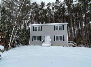 23 Woodlawn Ave, Hillsborough, NH 03244
