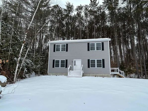 23 Woodlawn Avenue, Hillsborough, NH 03244