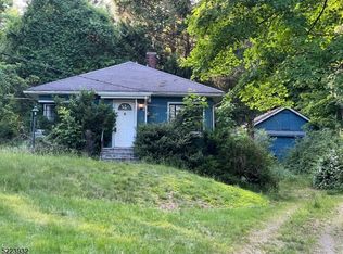 5653 Berkshire Valley Rd, Oak Ridge, NJ 07438